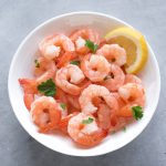 Automātiska saldētas pārtikas svēršanas iepakošanas iekārta